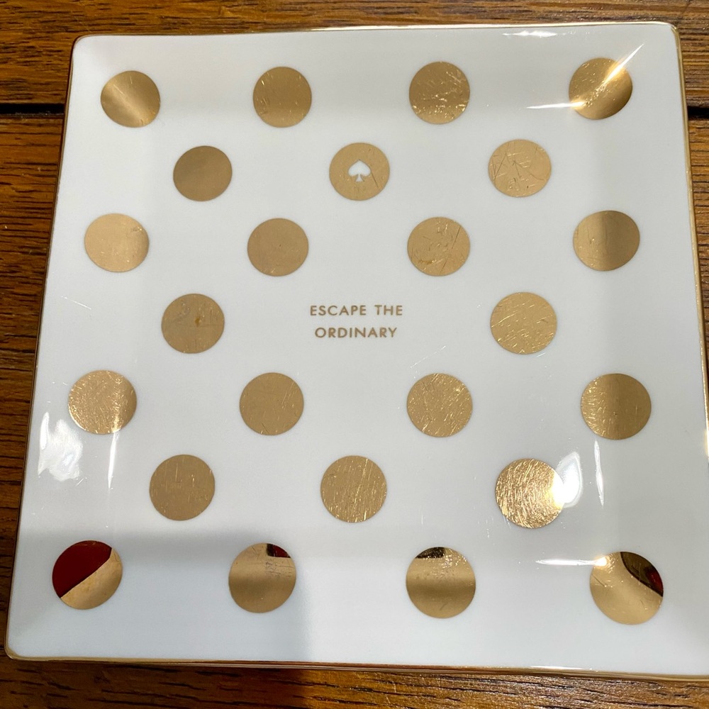 Kate Spade Porcelain White w/Gold Dots Plate.  Center Says”ESCAPE THE ORDINARY”